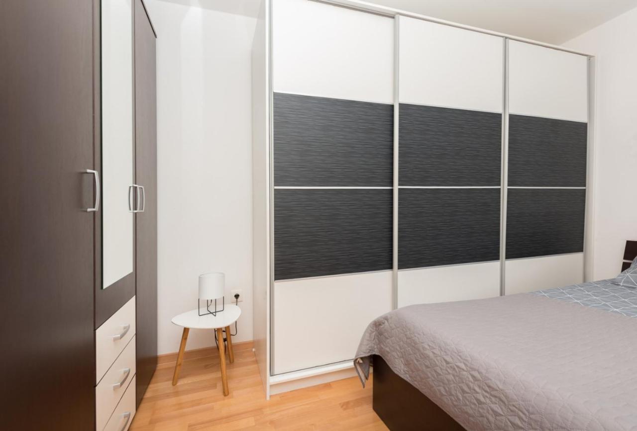 Apartment Sea View In Makarska, Free Parking Εξωτερικό φωτογραφία