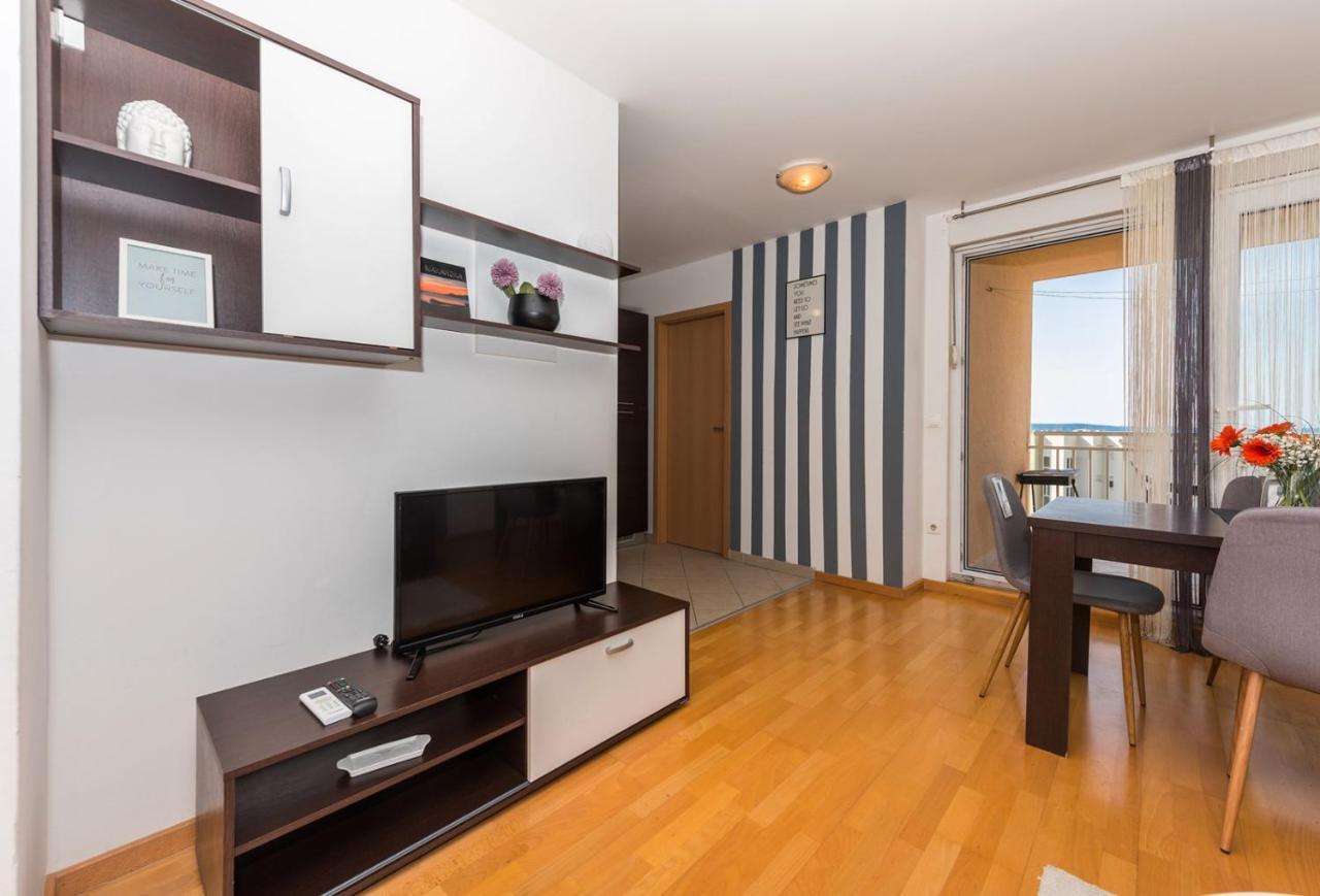 Apartment Sea View In Makarska, Free Parking Εξωτερικό φωτογραφία