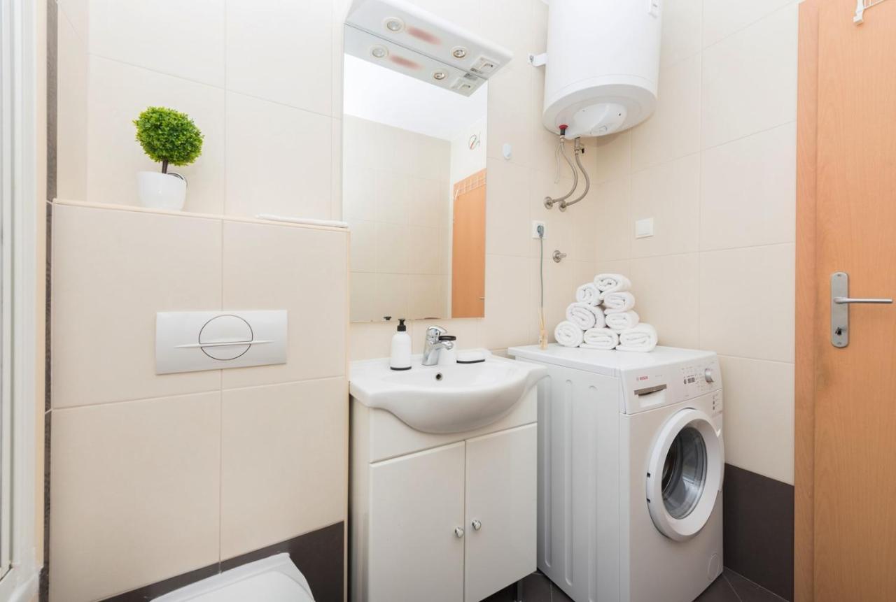 Apartment Sea View In Makarska, Free Parking Εξωτερικό φωτογραφία