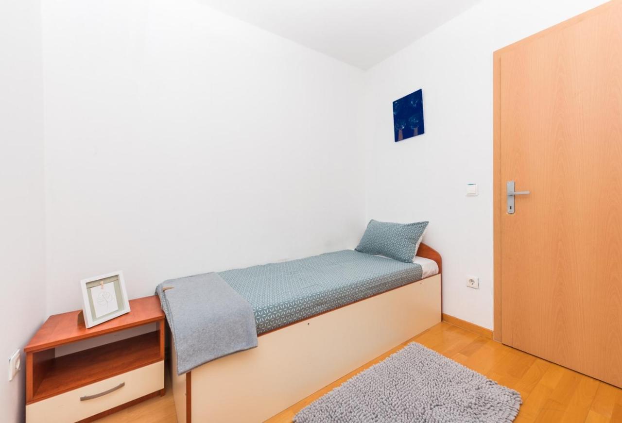 Apartment Sea View In Makarska, Free Parking Εξωτερικό φωτογραφία